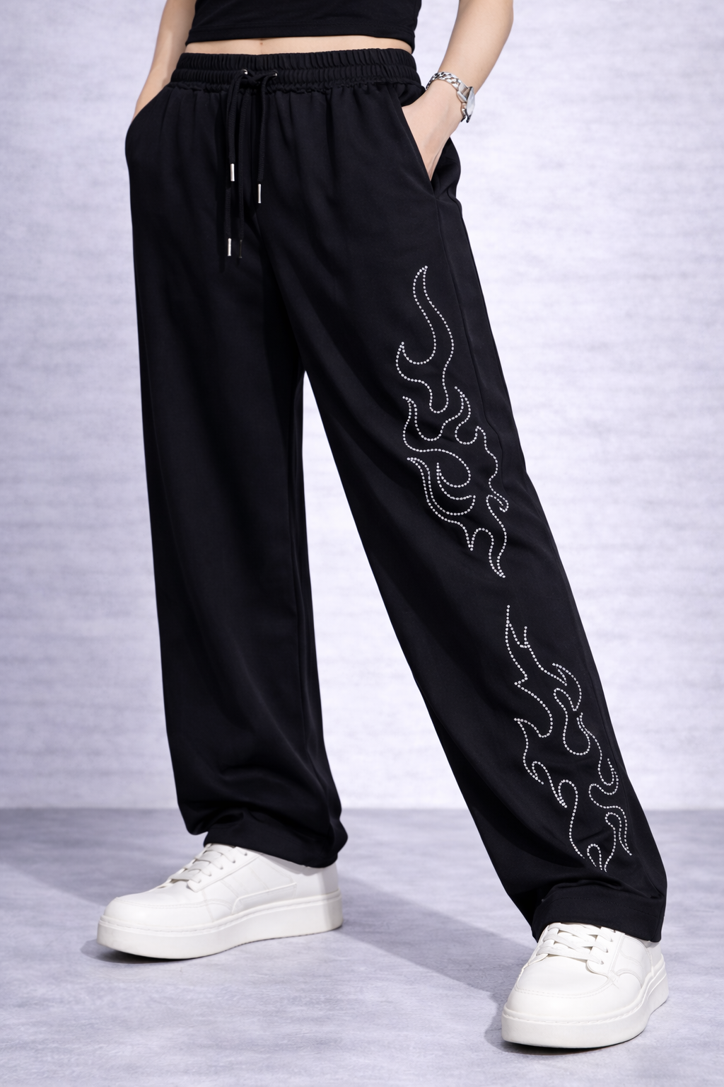 Attitude Start Of Fashion Women Black Flame Stud Wide-Leg Baggy